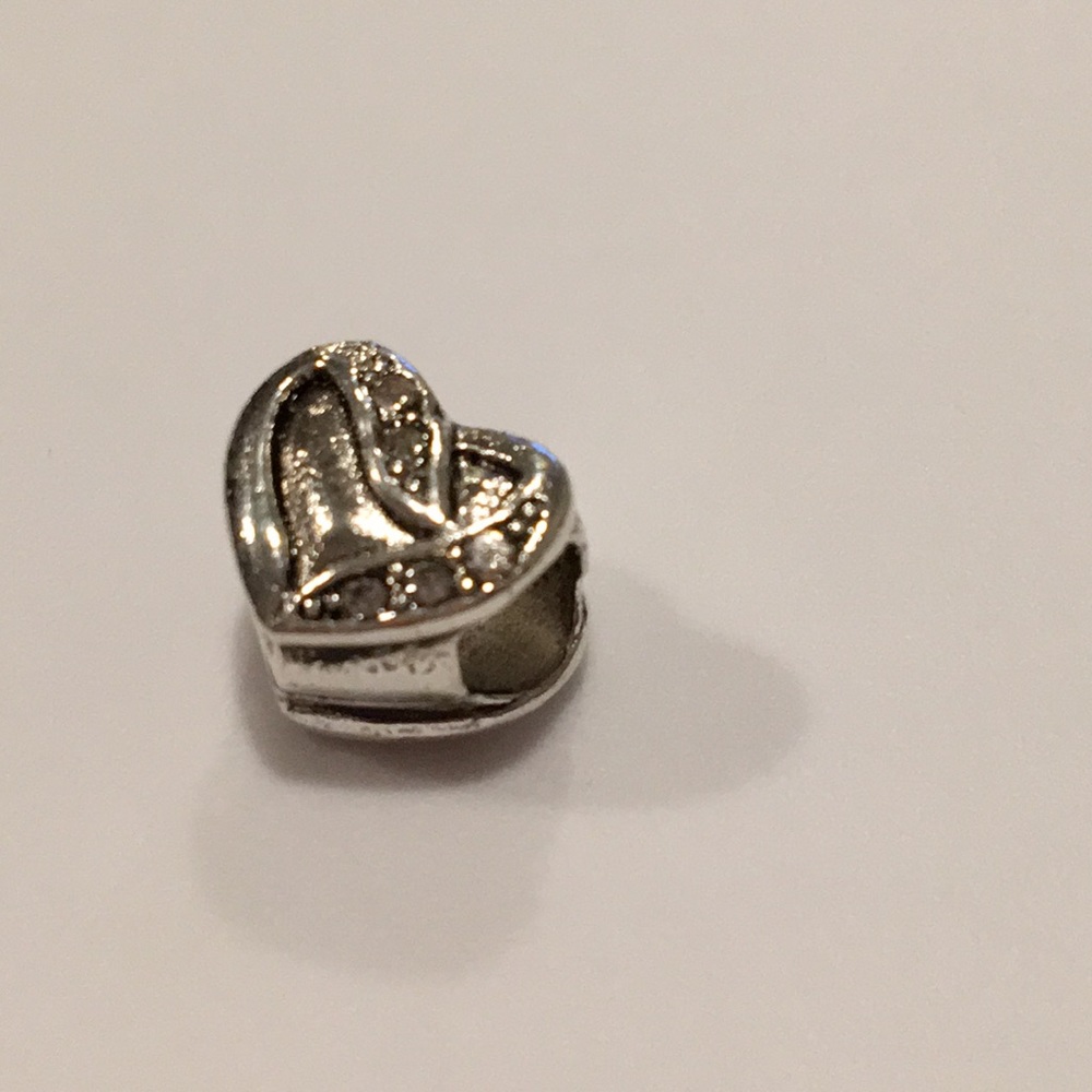 Silver heart charm with brilliant crystals